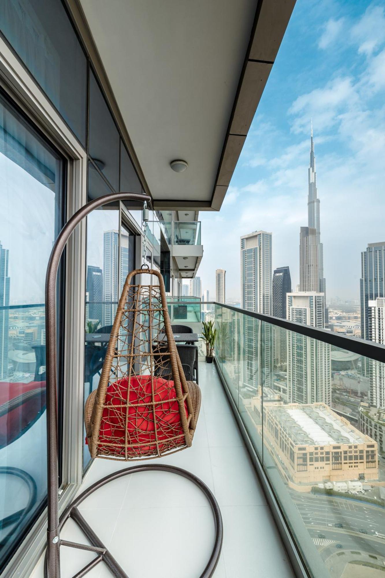 Апартаменти Aliving Luxe 2Br With Burj Khalifa View Infinity Pool Midtown-4704 Дубай Екстер'єр фото